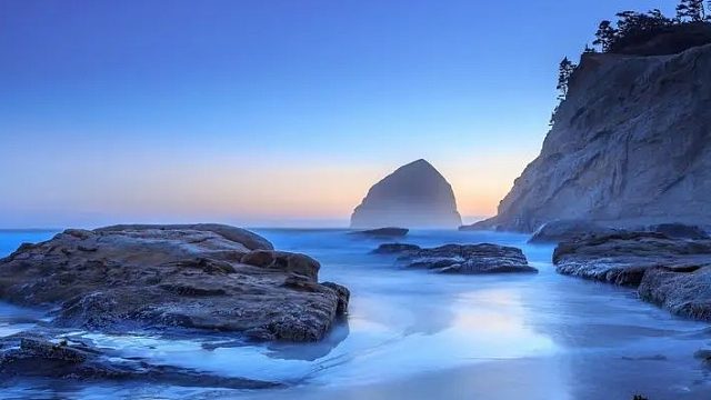 感谢 静静安老板的大火锅啊 哈哈 开饭了 开饭了 纵使没人在 也要开饭