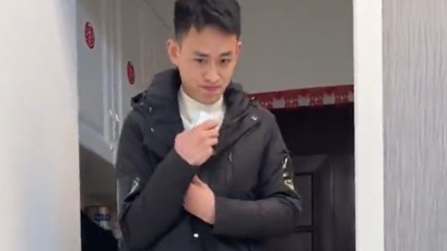 女子突然来例假让我丈夫去买卫生巾，回来后丈夫鬼鬼祟祟的