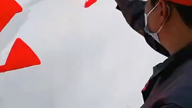 这熟练程度不浪费一滴油漆