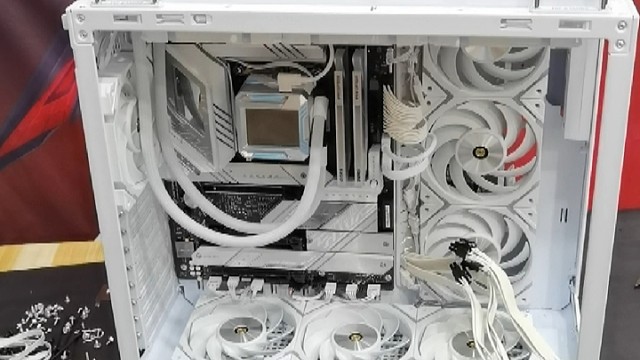 弹药库帅不帅！