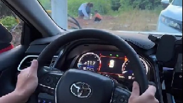 开车转向的正确方式