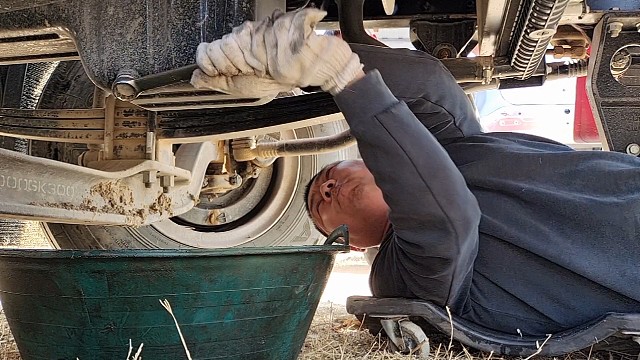 跑90公里去保养