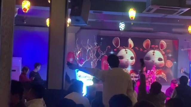 我爱他音乐现场