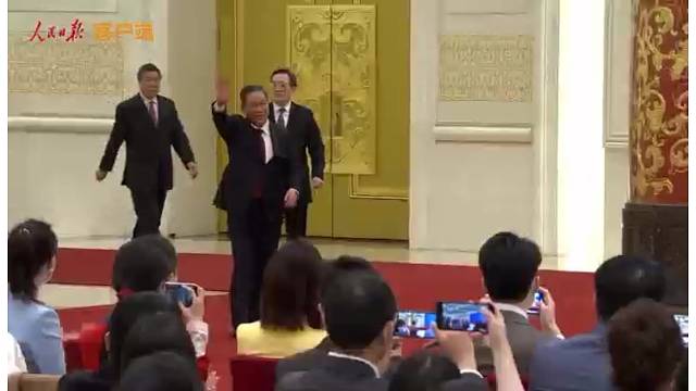 视频来了！总理记者会精华版