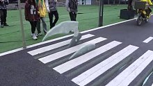 鐮刀防闖紅燈，就問你怕不怕？