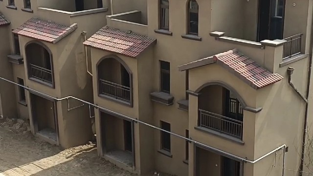 西安浐灞，叠拼和联排，联排上下只有咱们一户。