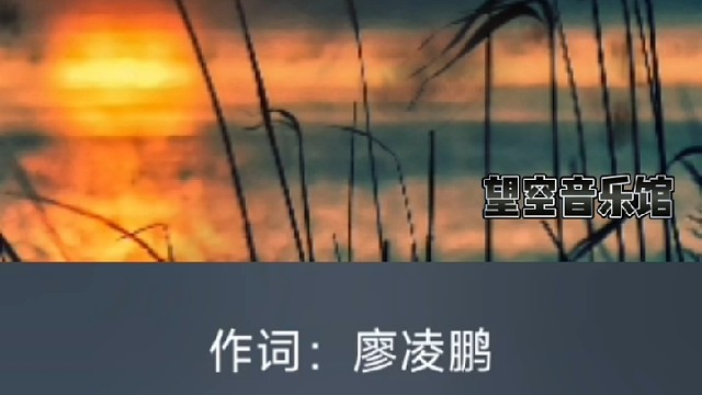 暗恋大概就是：下雨了..你没看我我没看雨.