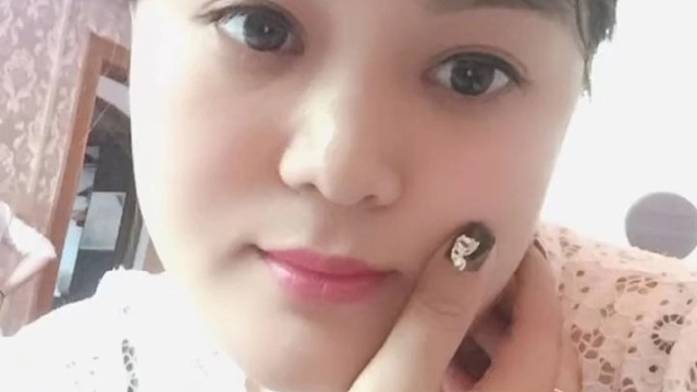 一个人在家有点无聊哈