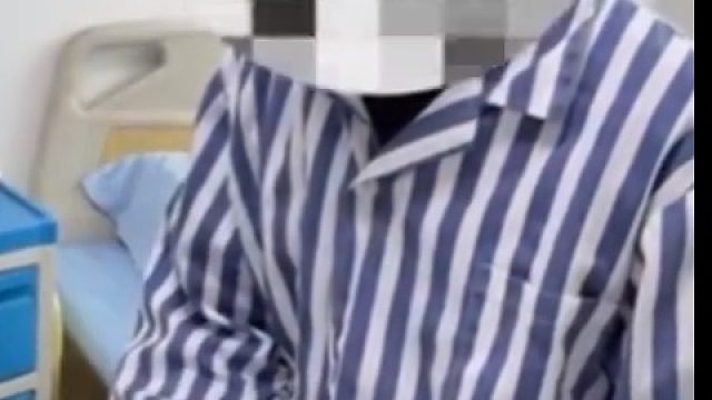 男生因名字带“坤”遭调侃，当事人：全班都欺负我，说了他们也不改