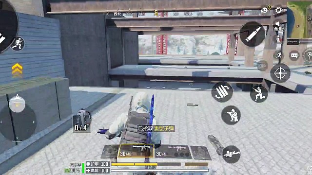 自带机枪的音箱盒子，人都变盒子了，音箱还在放，哒哒哒哒哒哒哒哒哒哒