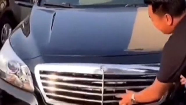 你与豪车之间就差一个中网