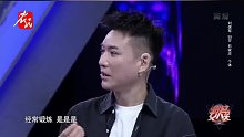 55岁男子像小伙，比女婿还显年轻 来看看他怎么做到的