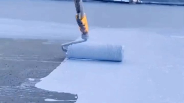 新型聚脲防水涂料，修缮专用，与建筑物同寿命！