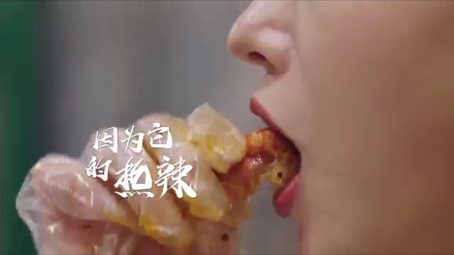 “星辰浪漫城市有光，
烟火日常凡人有梦，入诗入梦入
画，长来长往长沙#全新柯迪亚
克#长沙#斯柯达