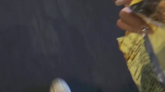 你会遇到比我有趣的人，然后在黄昏渐渐消散时忘了我.