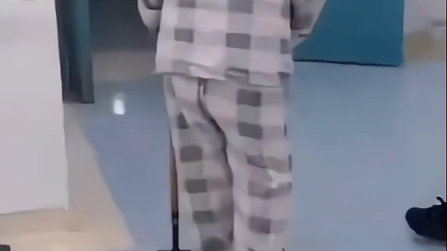 小脑萎缩又称丘脑延髓下的萎缩绝大多数疾病都是基因遗传代谢性疾病。许多患者发展趋势到疾病末期，是延髓下