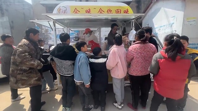 新人主播！乡村的烧饼姐姐，希望喜欢，我会努力的