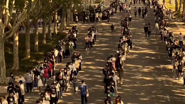 后来到来抽屉全是口罩就好像我们的青春牢牢的锁在抽屉里