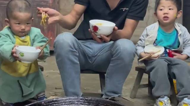 跟我两个弟弟的日常生活