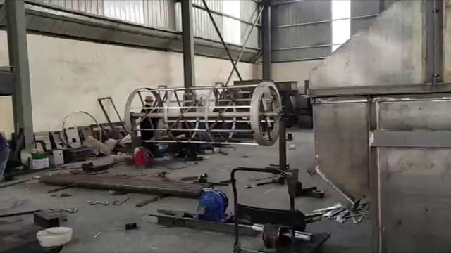 不锈钢滚筒筛在食品，医药，化工，矿石等行业分级过滤的应用