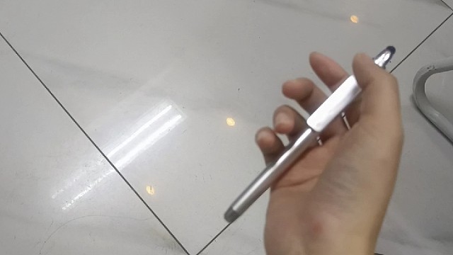 手抖会影响生活吗？