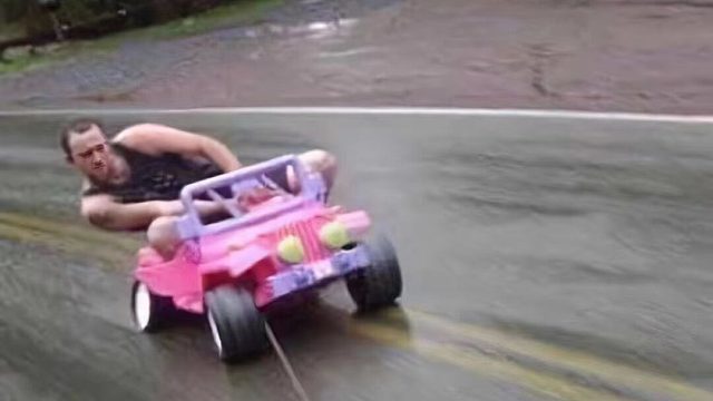 感谢玫瑰老板的高能预警呐吼吼吼前方有仔小心慢行