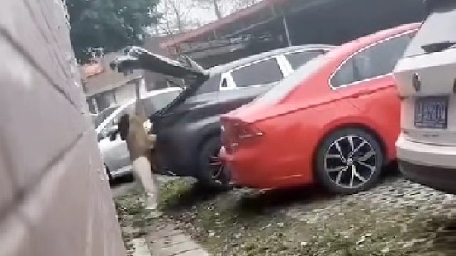 这就有点尴尬了。。。