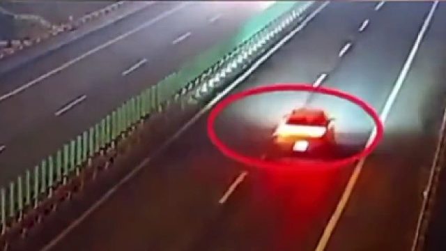 定速巡航失效，踩刹车汽车反而加速