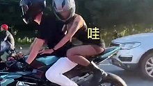 相信我，这车比女的性感