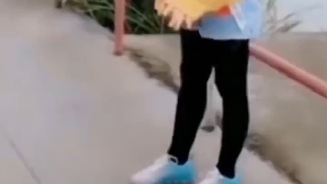 患者和家属也需要通过摒弃关键词浅见式的信息获取和不必要的焦虑情绪，协助医生进行病情跟踪和治疗方案的制