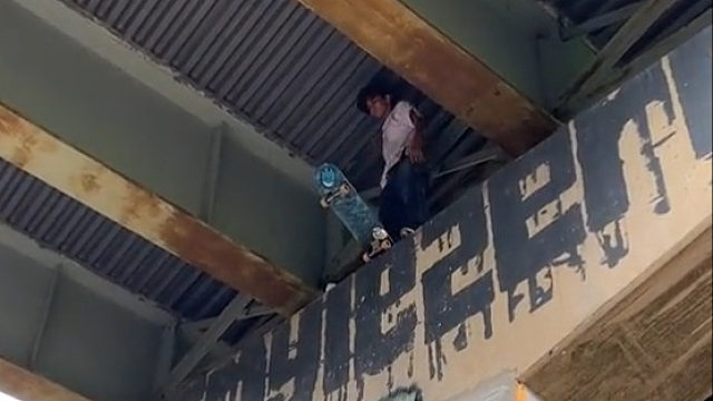 气氛都这样了，不滑不行啊