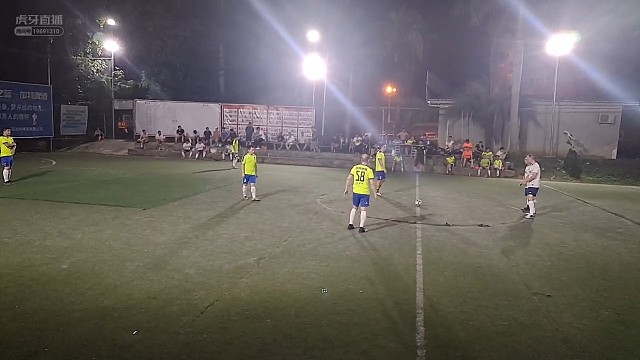 天大杯加特甲VS隆强争夺小组出线—下半场