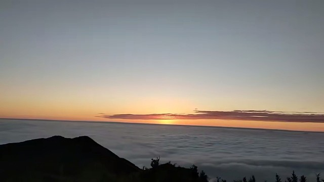 美好的一天从日初开始