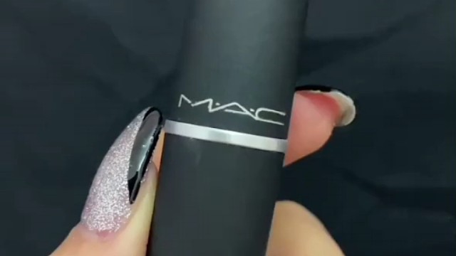 人间奶茶水蜜桃来喽