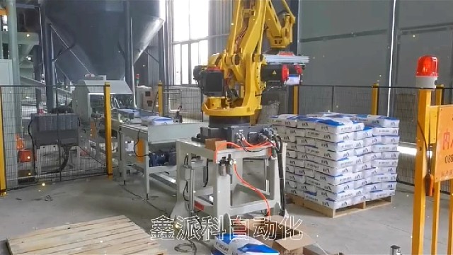 现在的工厂拼的不再是人多，而是看规模、看效率、看发展。#码垛机#码垛机器人#码垛机厂家