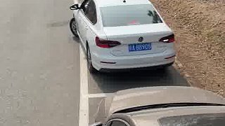 1秒學(xué)會側(cè)方停車，再也不刮蹭～
