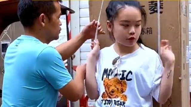 好样的！#大二女生课余时间帮残疾父亲送货