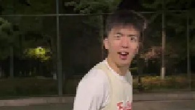 我拿第三招是真一点办法没有！胯下运球最好用的六种节奏变化来啦