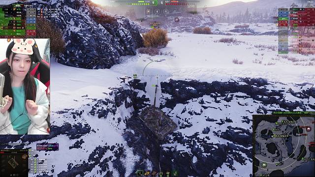 惊！某坦克女主播在线云练习舞蹈动作