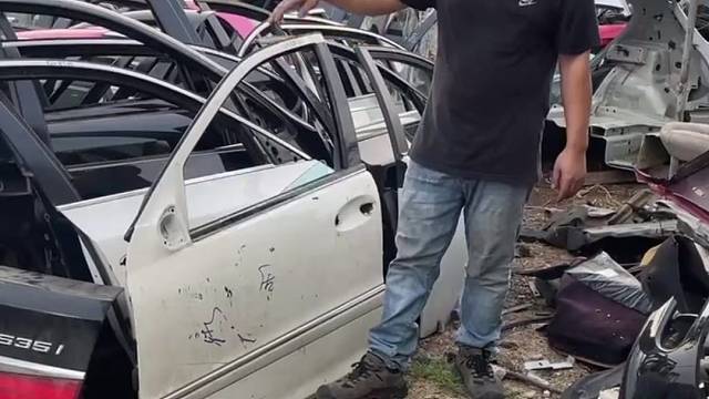 奔驰宝马四门两盖