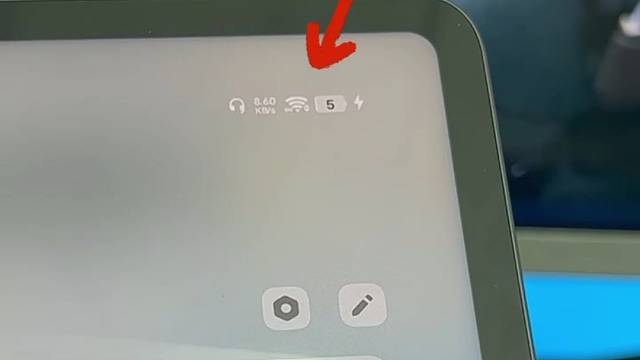 vivopad2如何一边连耳机一边充电？