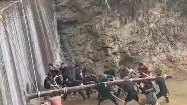 两岸猿声啼不住