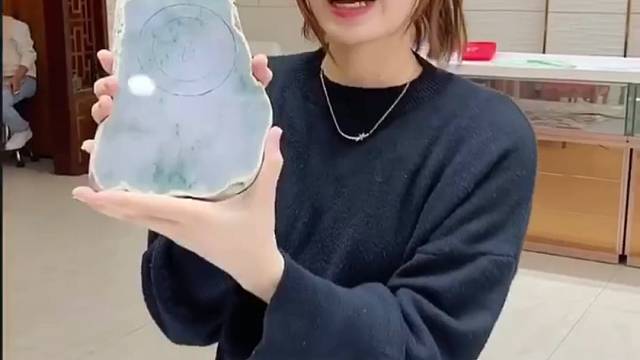 50W行家料，高冰飘花翡翠手镯，冰透有刚性还胶感，起货会很哇噻！#翡翠#翡翠冰种#翡翠手镯