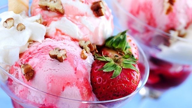 感谢亚索老板的大火锅吼开饭啦开饭啦今日份的晚餐哎嘿嘿