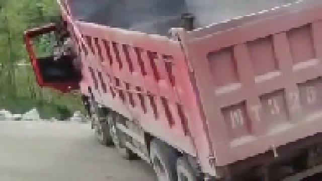 司机是不是故意的