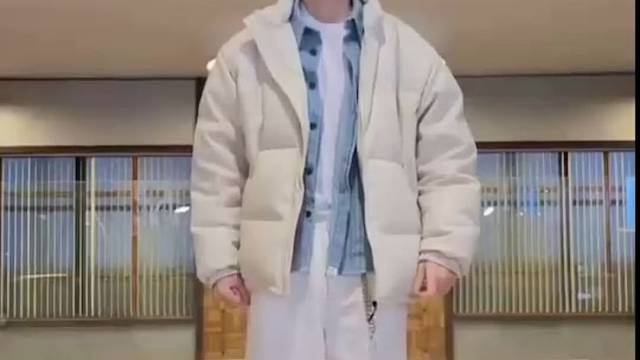 介么帅的哥哥！确定不要一个吗？