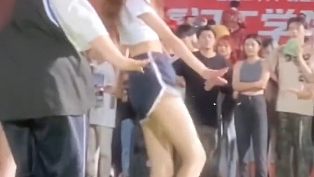 还是喜欢夏天的广场！