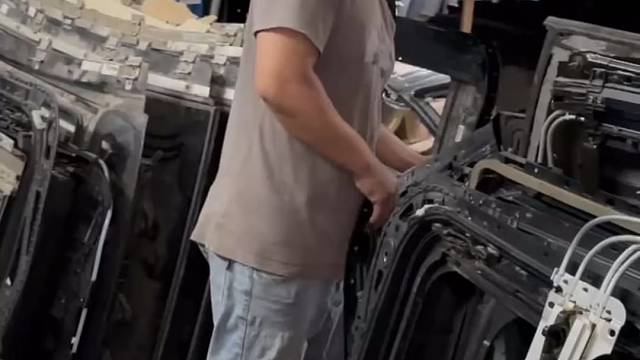 中高端车型天窗