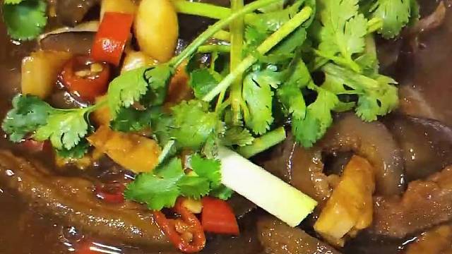 紅燒海參，好吃有營(yíng)養(yǎng)！有需要海參得可以找我哦！