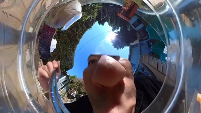 跟帅哥一起吃面吗